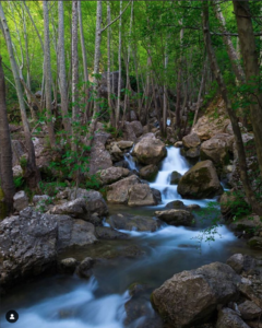 نهر وادي جزين في احدى مناطق لبنان السياحية